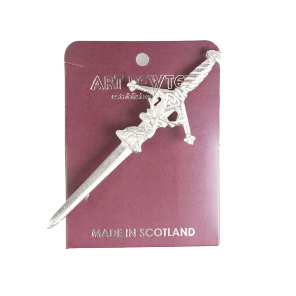 Claidhmhor With Stag Kilt Pin