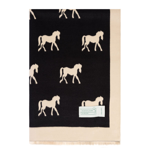 New Horse Super Soft Stole Black/White