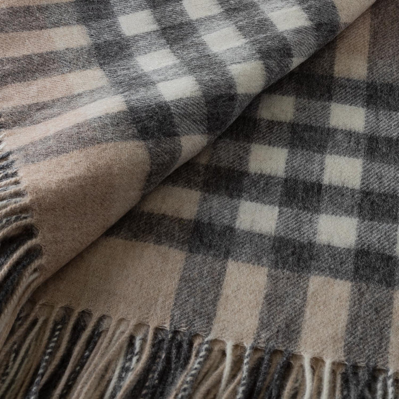 Chequer Tartan 90/10 Cashmere Blanket Natural